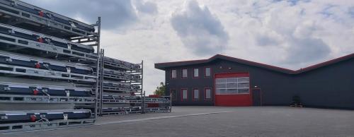 Versus Omega összeszerelő csarnok festés és szárazépítészet